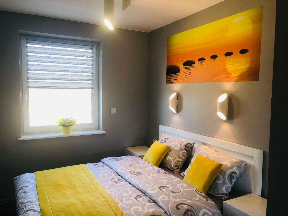 Apartament Elegance Yellow Rewal Kültér fotó